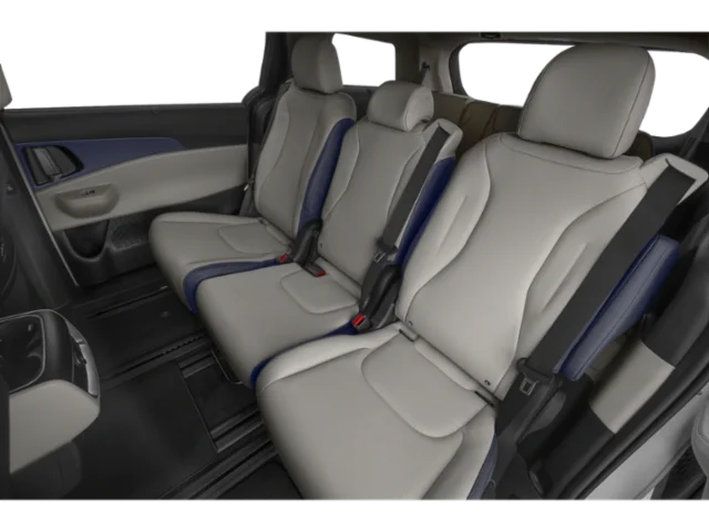 Used 2025 Aurora Black Pearl Kia EX image 11