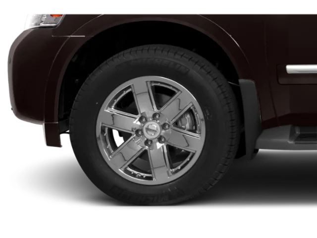 Used 2015 Magnetic Black Nissan Platinum image 9