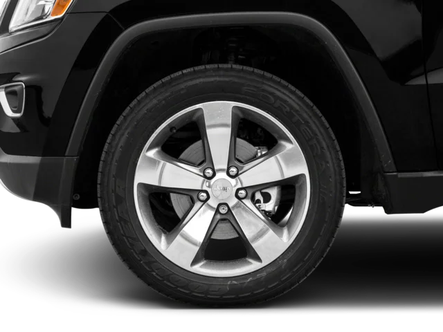 Used 2015 White/off-white Jeep Laredo image 8