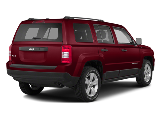 Used 2014 Red Jeep Latitude image 2