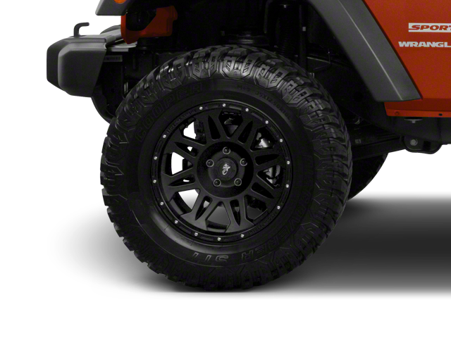 Used 2010 Red Rock Crystal Pearl Jeep Sahara image 12
