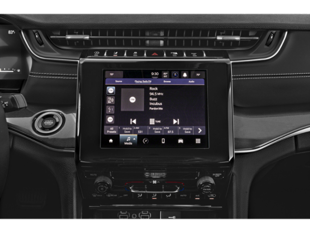 Used 2023 Velvet Red Jeep Altitude image 7