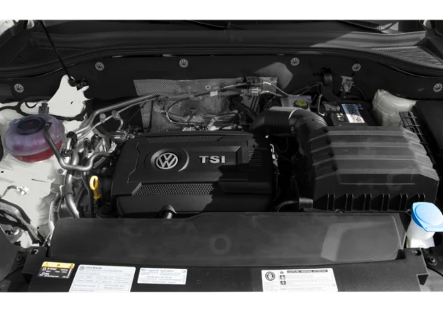 Used 2021 White Volkswagen 3.6L V6 SE w/Technology image 18
