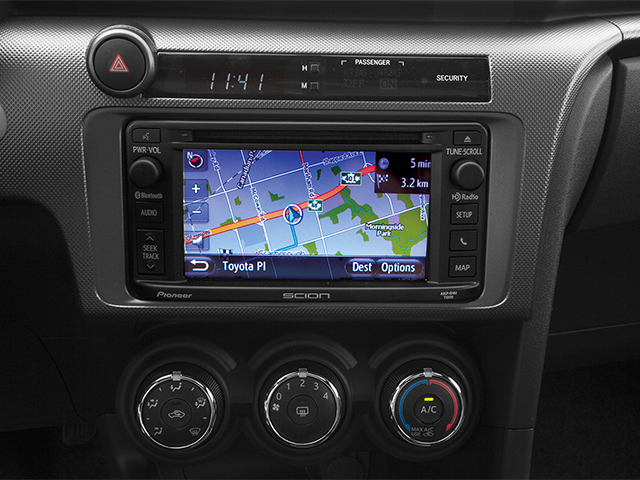 Used 2014 Blue Scion Base image 19
