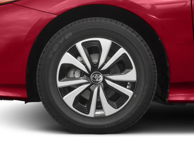 Used 2017 Hypersonic Red Toyota Advanced image 8