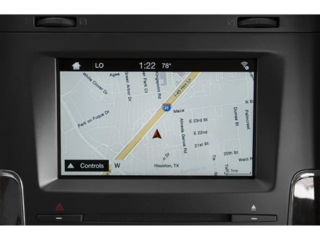 Used 2015 Black Lincoln Base image 14