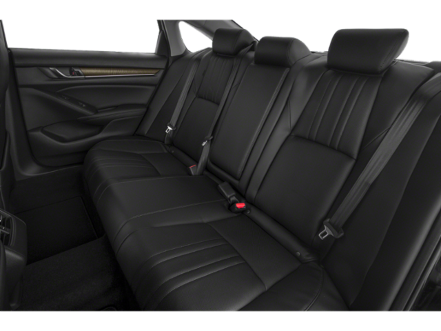 Certified Used 2018 Champagne Frost Pearl Honda Touring image 12