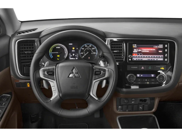 Used 2018 Ruby Black Pearl Mitsubishi GT image 4