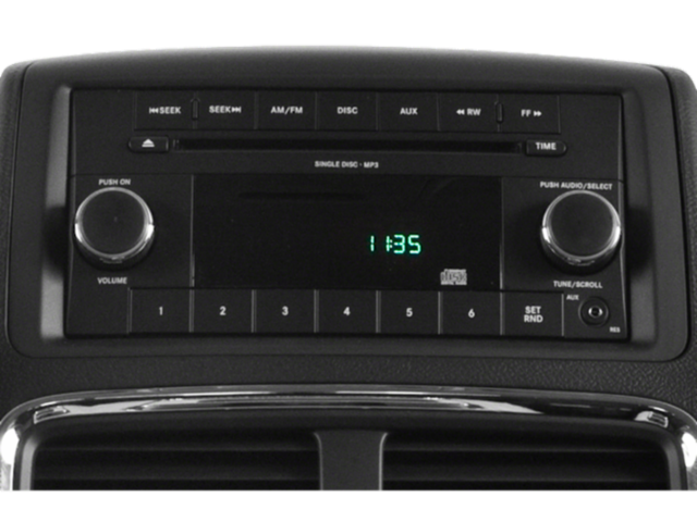 Used 2015 Silver Dodge SXT image 7