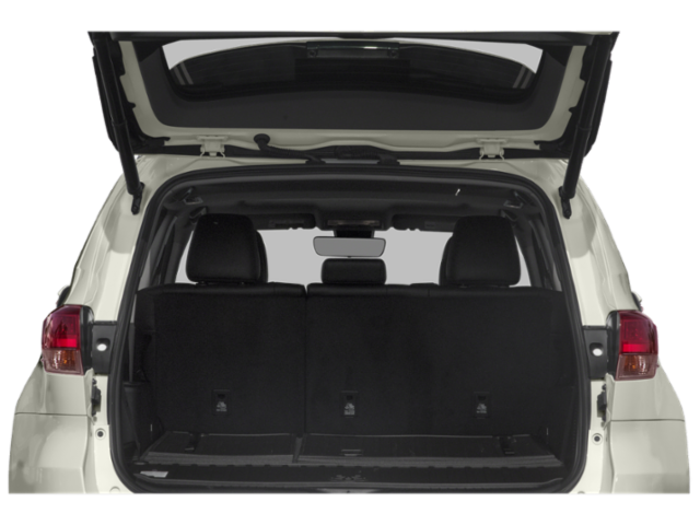 Used 2019 Blizzard Pearl Toyota XLE image 9