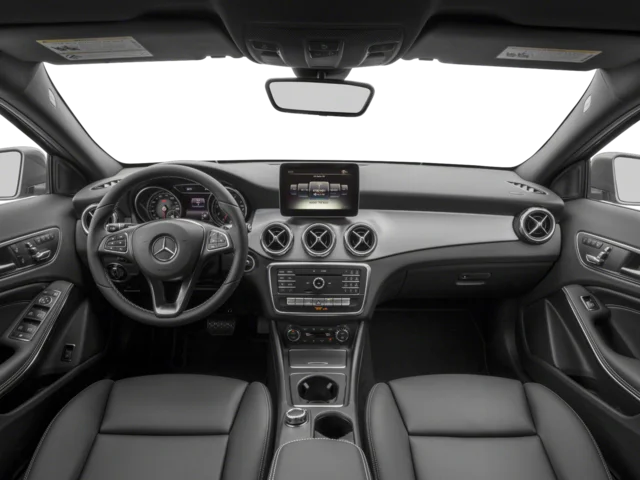 Used 2018 White Mercedes-Benz GLA 250 image 9
