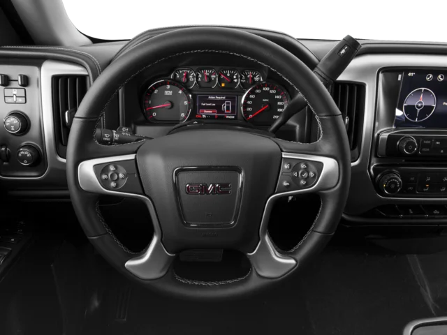 Used 2017 White GMC Base image 4