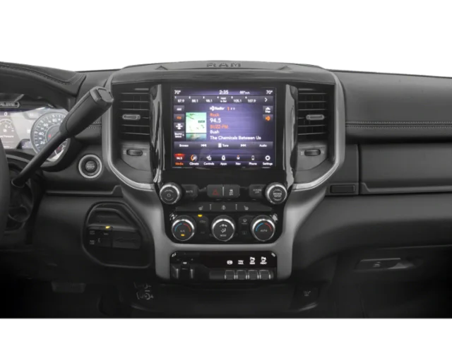 Used 2020  Ram Laramie image 10