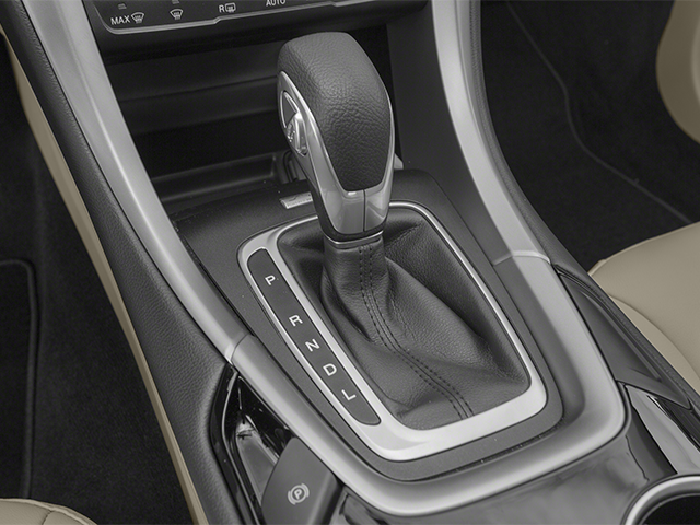 Used 2013 Black Ford SE image 15