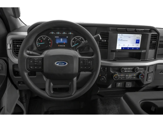 New 2025 Oxford White Ford XL image 4
