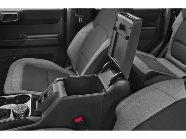 2025 Ford Bronco 4-Door Base - Photo 11