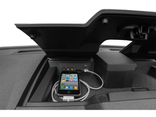 Used 2015 Tuxedo Black Metallic Ford Lariat image 13