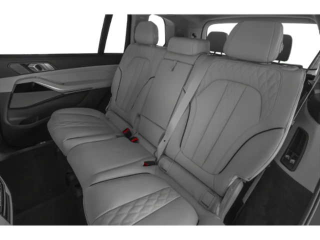 New 2027 Alpine White BMW X7 40i image 10