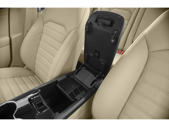 Used 2015 White Ford SE Luxury image 18