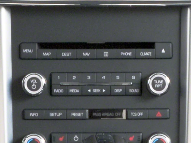 Used 2010 Silver Lincoln Base image 8