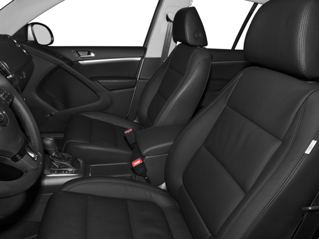 Used 2016 Black Volkswagen SE image 7