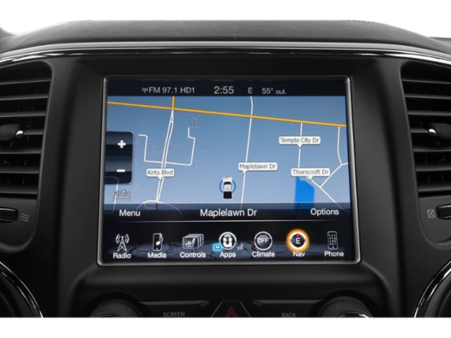 Used 2018 Blue Jeep Overland image 21