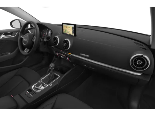 Used 2015 White Audi  image 19