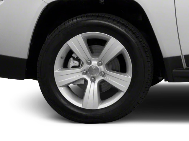 Used 2013 Gray Jeep Latitude image 17