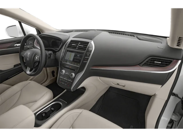 Used 2018  Lincoln Select image 15