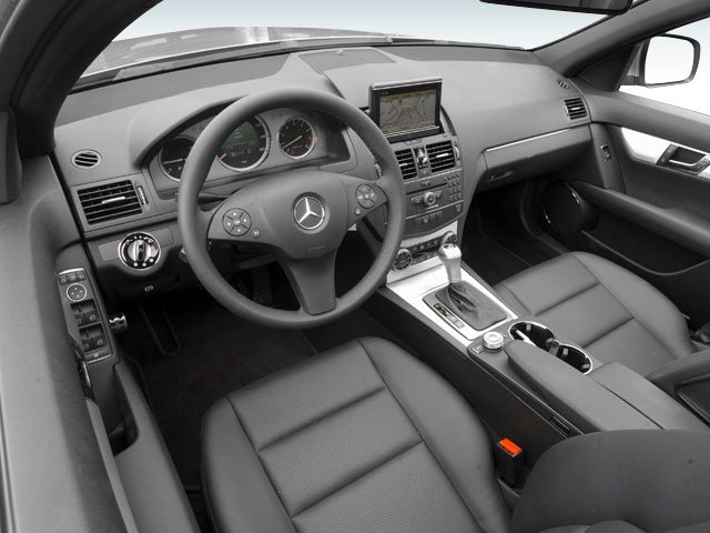 Used 2008 White Mercedes-Benz C 300 image 4