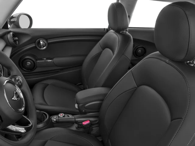 Used 2017 Green MINI Base image 7