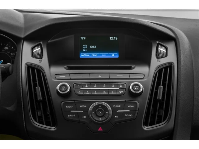 Used 2018 Black Ford SE image 10