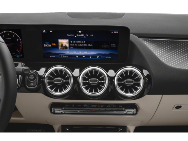 New 2026 Mountain Grey Metallic Mercedes-Benz GLA 250 4MATIC® image 7