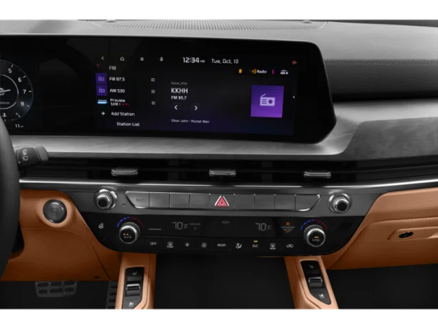 New 2025 Glacial White Pearl Kia SX X-Line image 7