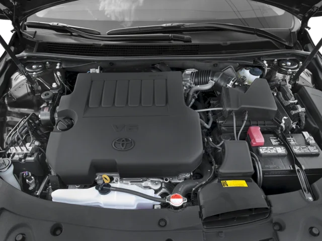 Used 2016 Silver Toyota XLE image 12
