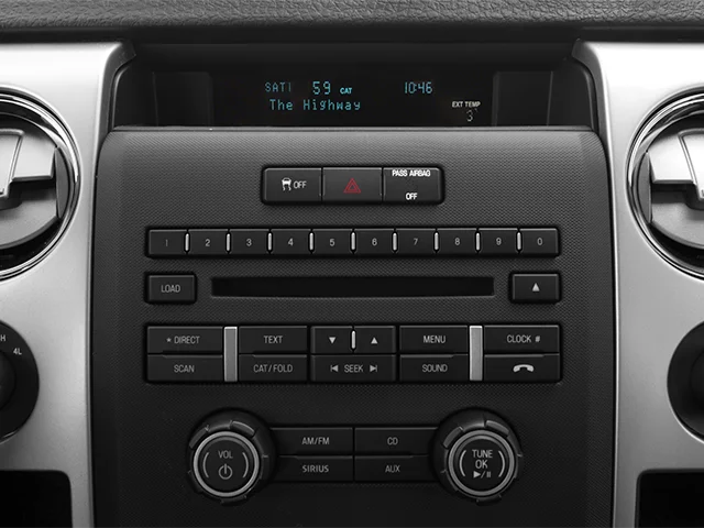 Used 2013 Silver Ford XLT image 12