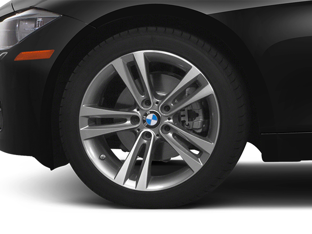 Used 2013  BMW 328i xDrive image 11