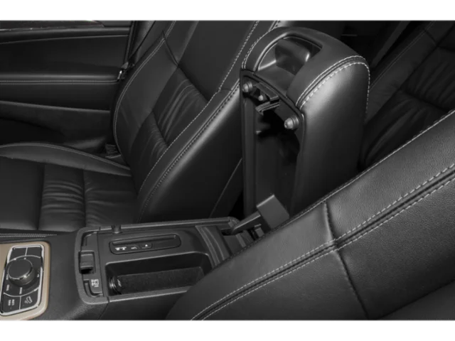 Used 2015 Deep Cherry Red Crystal Pearlcoat Jeep Limited image 15