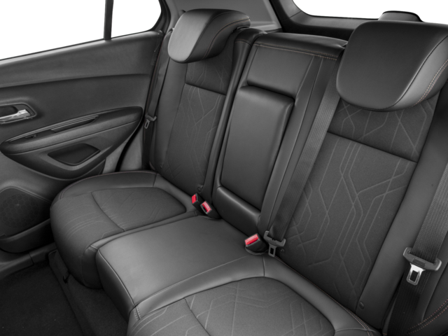 Used 2018 Silver Ice Metallic Chevrolet LT image 11