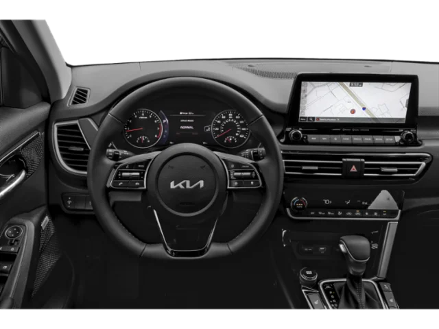Used 2022 White Kia SX image 6
