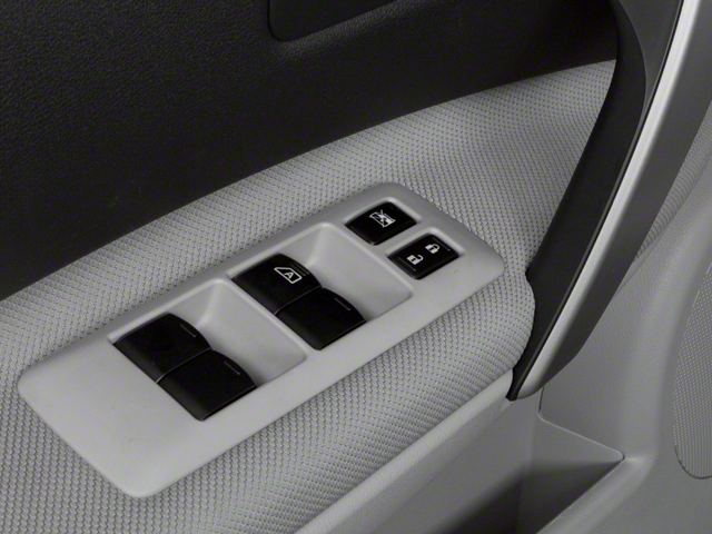 Used 2013 Red Nissan SV image 16