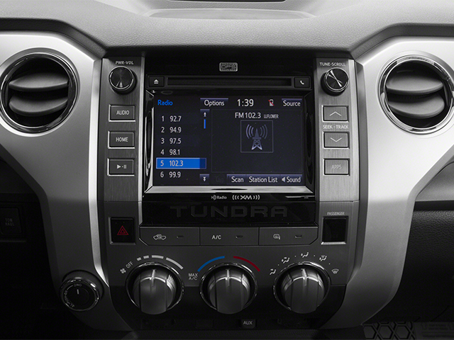 Used 2014 White Toyota SR image 8