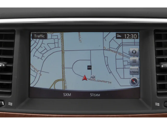 Used 2020 Liquid Platinum INFINITI LUXE image 18