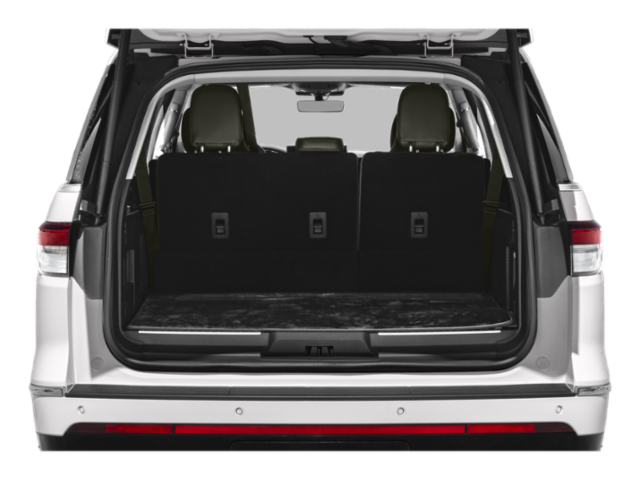 Used 2023 Pristine White Metallic Tri-Coat Lincoln Black Label image 9