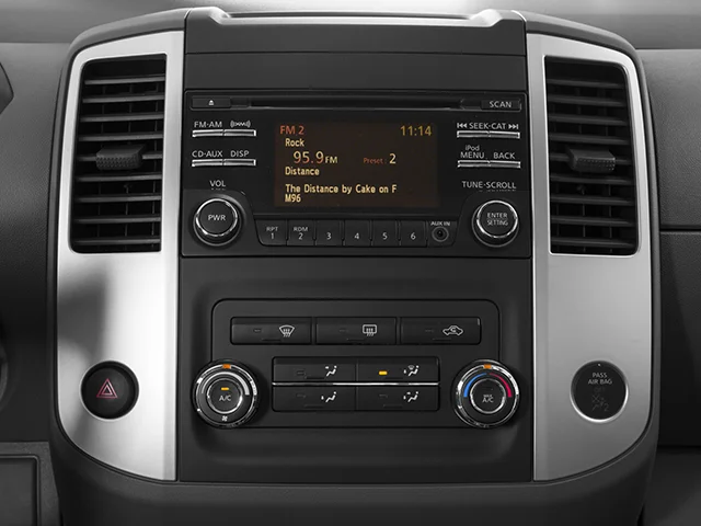 Used 2014 Black Nissan SV image 12