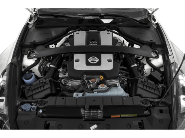 Used 2020 Red Nissan  image 10