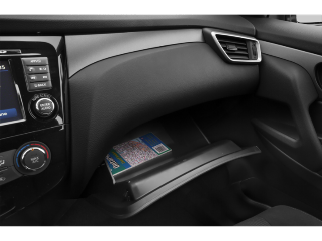Used 2015 Silver Nissan SL image 14