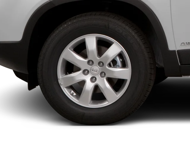 Used 2011 White Kia LX image 15