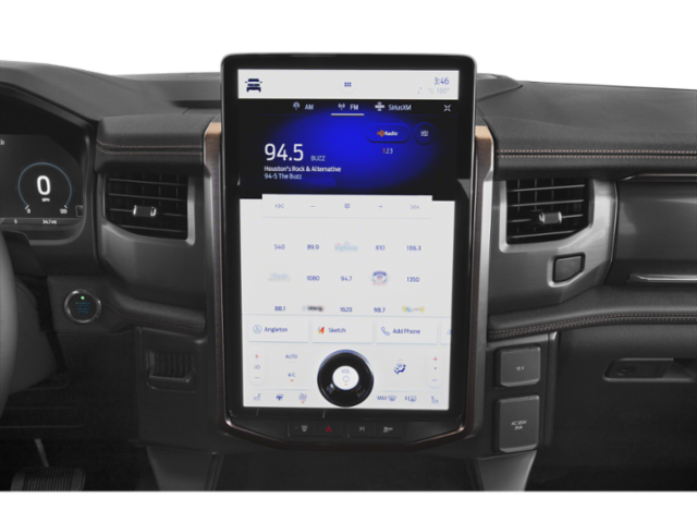 Used 2023  Ford LARIAT image 10