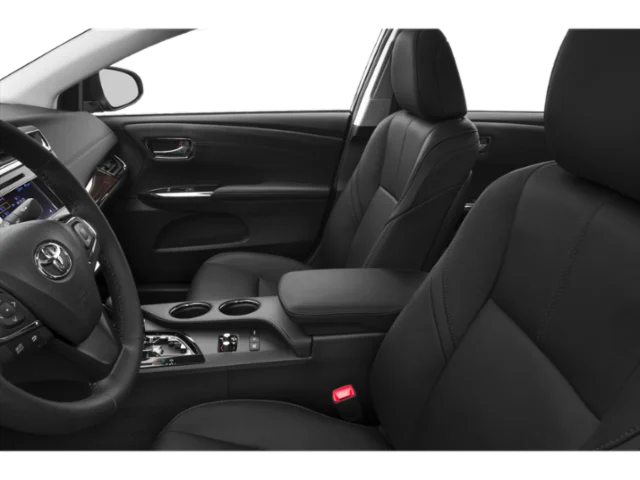 Used 2015 Celestial Silver Metallic Toyota XLE Touring image 6
